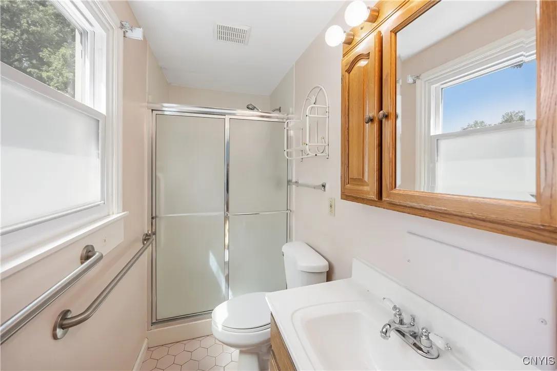 4207 Mill Run Road, Clay, New York 13090, Clay, New York 13090, 4 Bedrooms Bedrooms, 11 Rooms Rooms,2 BathroomsBathrooms,Residential,Closed,4207 Mill Run Road, Clay, New York 13090,0,S1626535