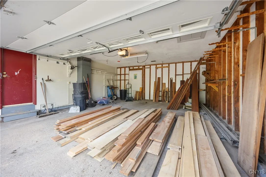 4207 Mill Run Road, Clay, New York 13090, Clay, New York 13090, 4 Bedrooms Bedrooms, 11 Rooms Rooms,2 BathroomsBathrooms,Residential,Closed,4207 Mill Run Road, Clay, New York 13090,0,S1626535