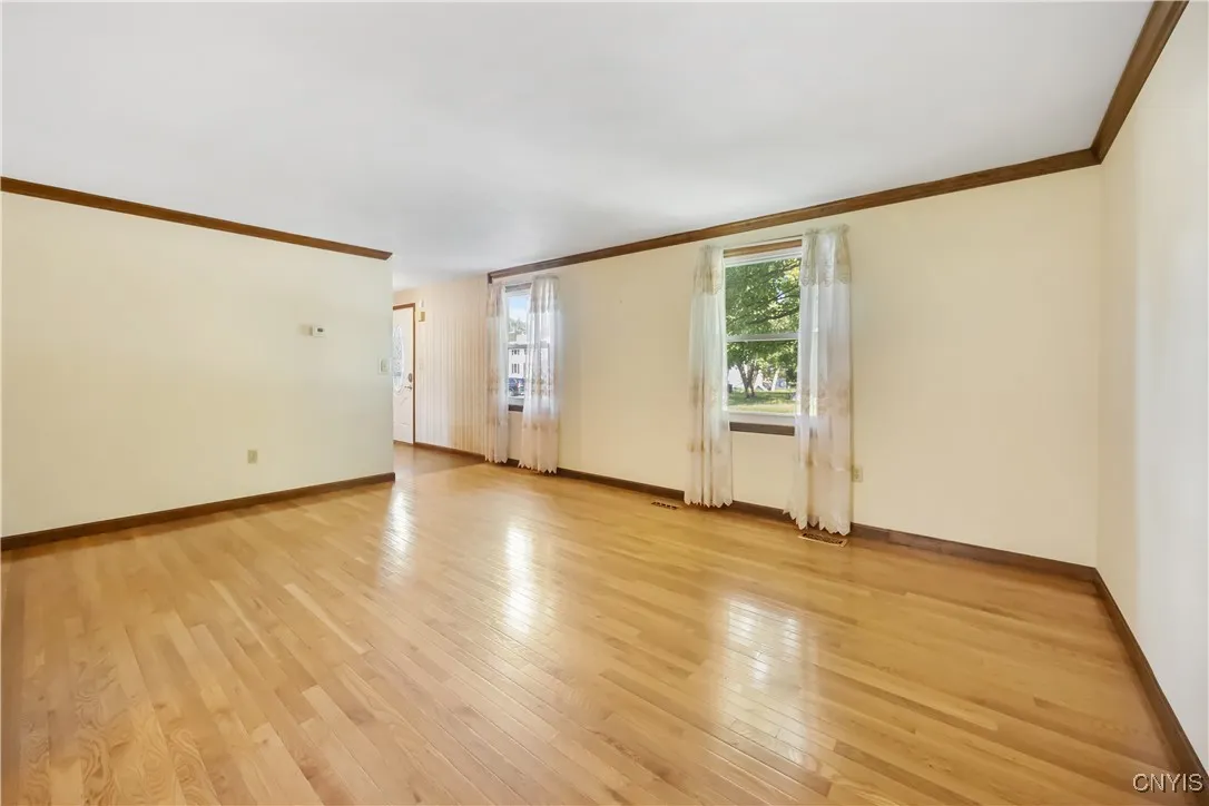 4207 Mill Run Road, Clay, New York 13090, Clay, New York 13090, 4 Bedrooms Bedrooms, 11 Rooms Rooms,2 BathroomsBathrooms,Residential,Closed,4207 Mill Run Road, Clay, New York 13090,0,S1626535