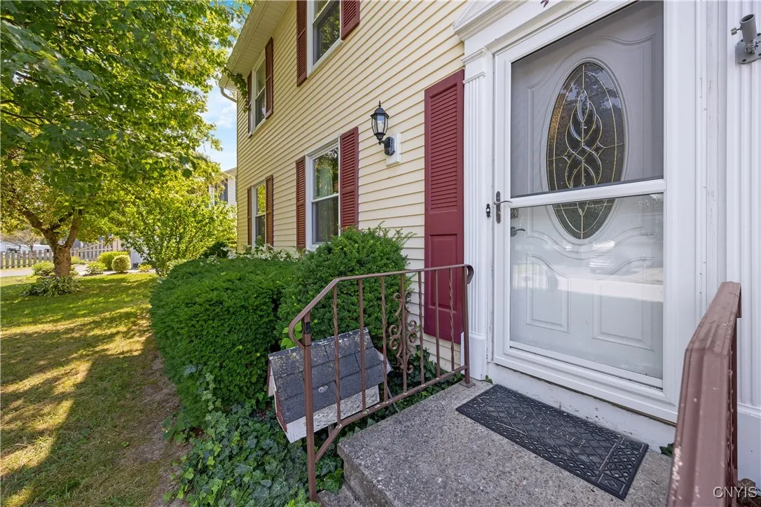 4207 Mill Run Road, Clay, New York 13090, Clay, New York 13090, 4 Bedrooms Bedrooms, 11 Rooms Rooms,2 BathroomsBathrooms,Residential,Closed,4207 Mill Run Road, Clay, New York 13090,0,S1626535