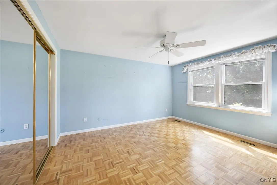 4207 Mill Run Road, Clay, New York 13090, Clay, New York 13090, 4 Bedrooms Bedrooms, 11 Rooms Rooms,2 BathroomsBathrooms,Residential,Closed,4207 Mill Run Road, Clay, New York 13090,0,S1626535