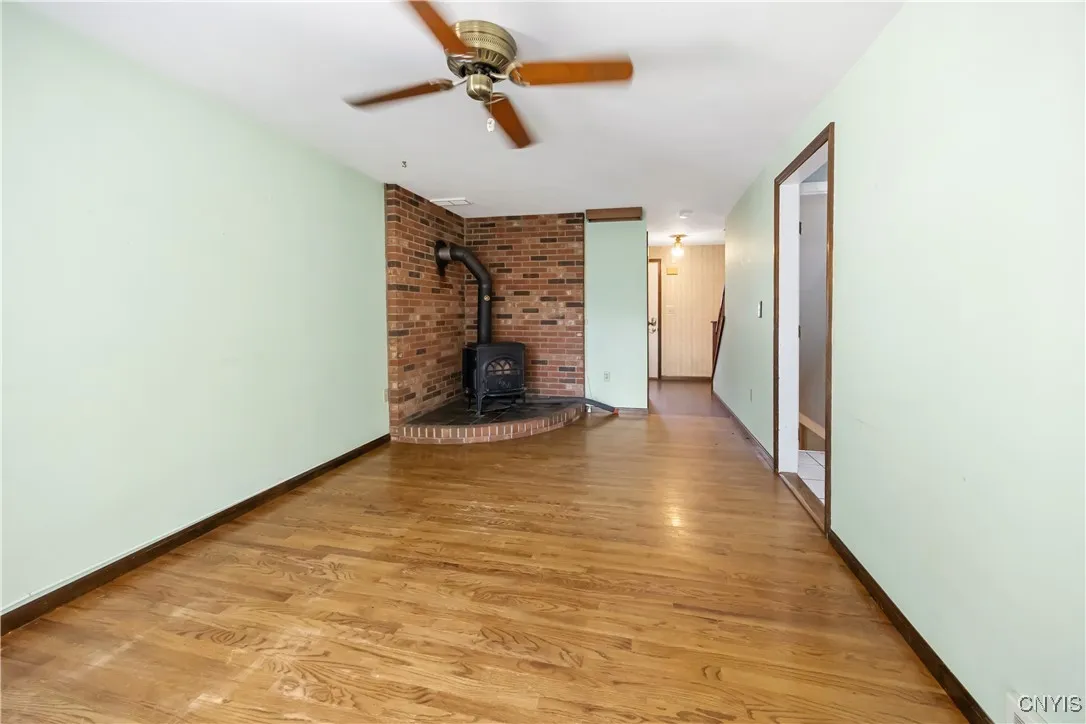 4207 Mill Run Road, Clay, New York 13090, Clay, New York 13090, 4 Bedrooms Bedrooms, 11 Rooms Rooms,2 BathroomsBathrooms,Residential,Closed,4207 Mill Run Road, Clay, New York 13090,0,S1626535