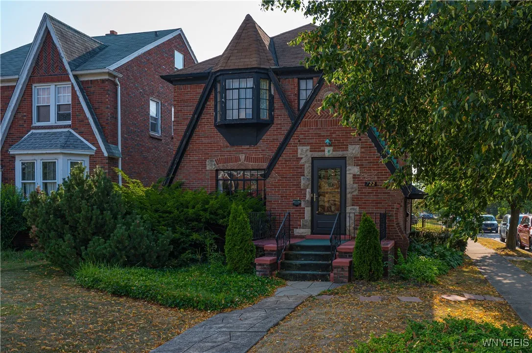 722 Colvin Boulevard, Tonawanda, New York 14217, Tonawanda, New York 14217, 3 Bedrooms Bedrooms, 6 Rooms Rooms,1 BathroomBathrooms,Residential,Closed,722 Colvin Boulevard, Tonawanda, New York 14217,0,B1627657