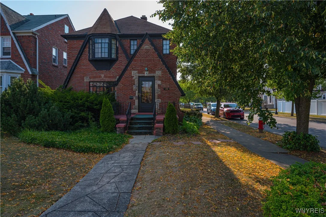 722 Colvin Boulevard, Tonawanda, New York 14217, Tonawanda, New York 14217, 3 Bedrooms Bedrooms, 6 Rooms Rooms,1 BathroomBathrooms,Residential,Closed,722 Colvin Boulevard, Tonawanda, New York 14217,0,B1627657