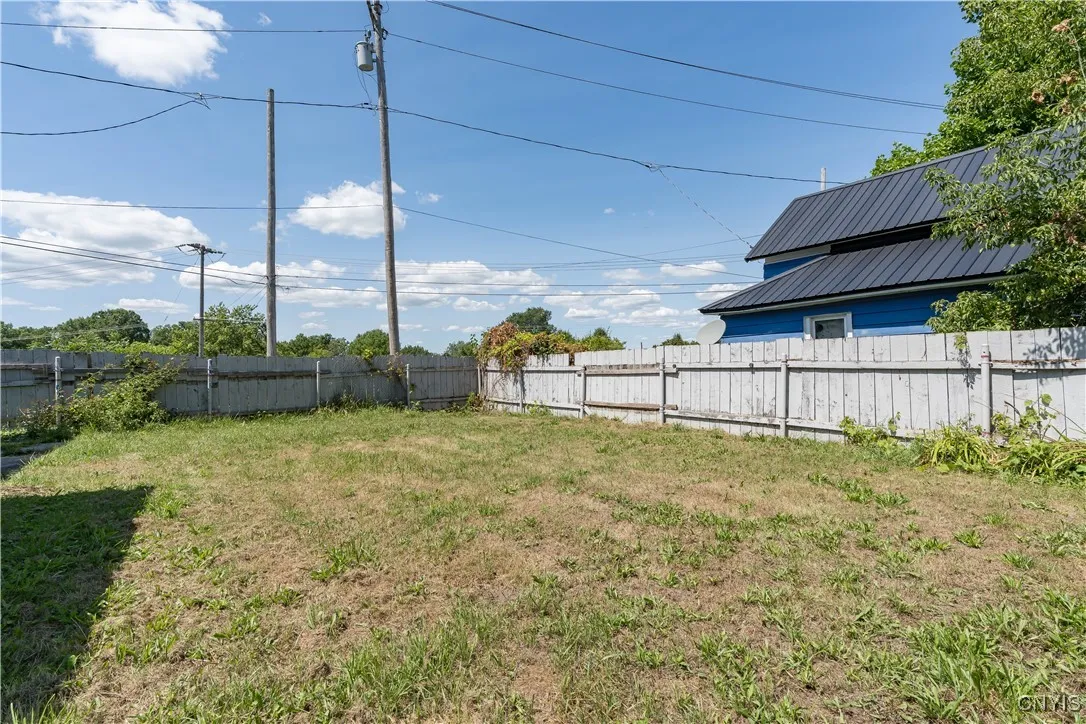 428 Prospect Street, Watertown City, New York 1360, Watertown City, New York 13601, 3 Bedrooms Bedrooms, 7 Rooms Rooms,2 BathroomsBathrooms,Residential,Closed,428 Prospect Street, Watertown City, New York 1360,0,S1627526