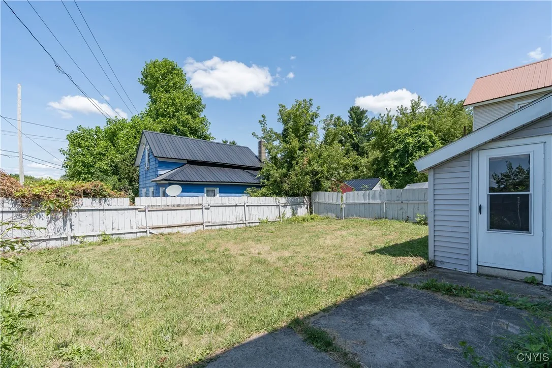 428 Prospect Street, Watertown City, New York 1360, Watertown City, New York 13601, 3 Bedrooms Bedrooms, 7 Rooms Rooms,2 BathroomsBathrooms,Residential,Closed,428 Prospect Street, Watertown City, New York 1360,0,S1627526