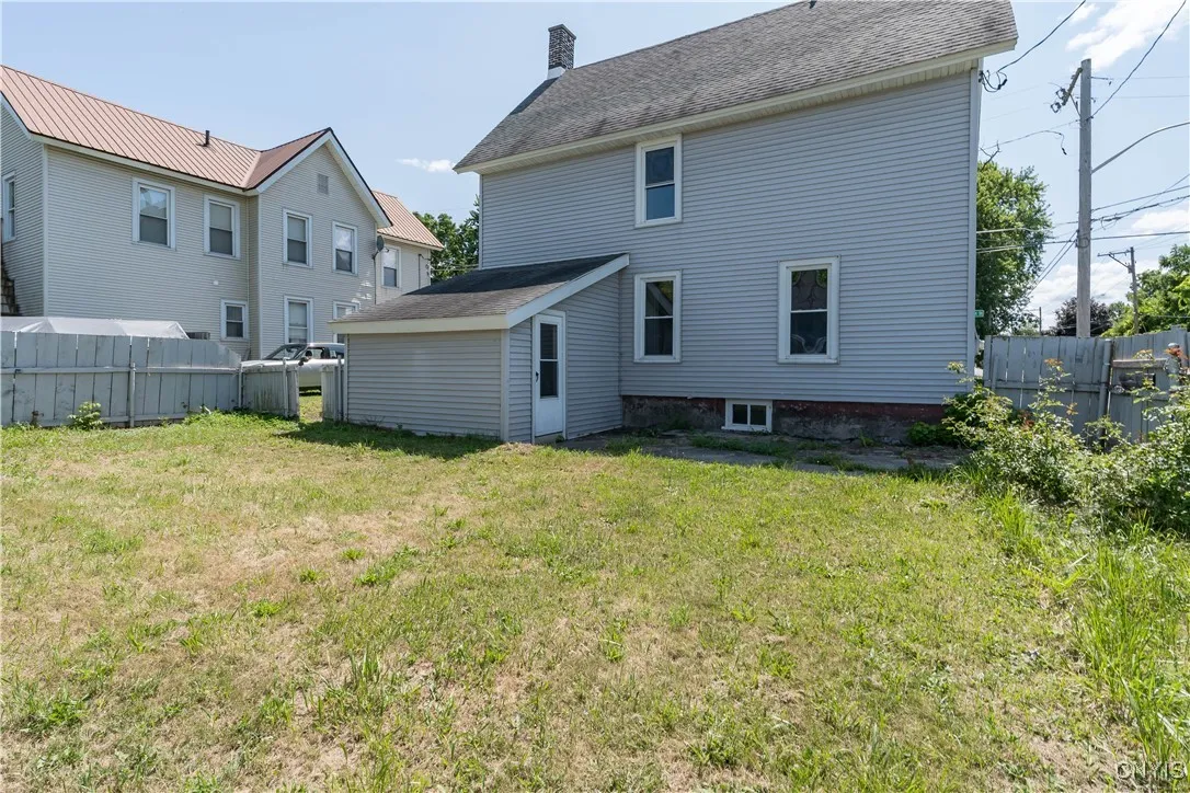 428 Prospect Street, Watertown City, New York 1360, Watertown City, New York 13601, 3 Bedrooms Bedrooms, 7 Rooms Rooms,2 BathroomsBathrooms,Residential,Closed,428 Prospect Street, Watertown City, New York 1360,0,S1627526