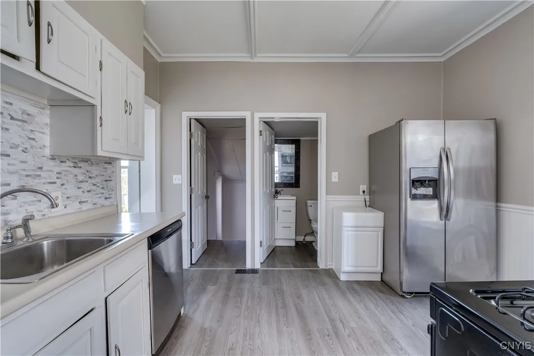 428 Prospect Street, Watertown City, New York 1360, Watertown City, New York 13601, 3 Bedrooms Bedrooms, 7 Rooms Rooms,2 BathroomsBathrooms,Residential,Closed,428 Prospect Street, Watertown City, New York 1360,0,S1627526