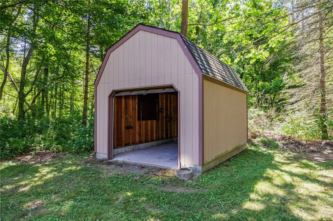 829 Hamlin Center Road, Hamlin, New York 14464, Hamlin, New York 14464, 4 Bedrooms Bedrooms, 7 Rooms Rooms,1 BathroomBathrooms,Residential,Closed,829 Hamlin Center Road, Hamlin, New York 14464,0,R1627735