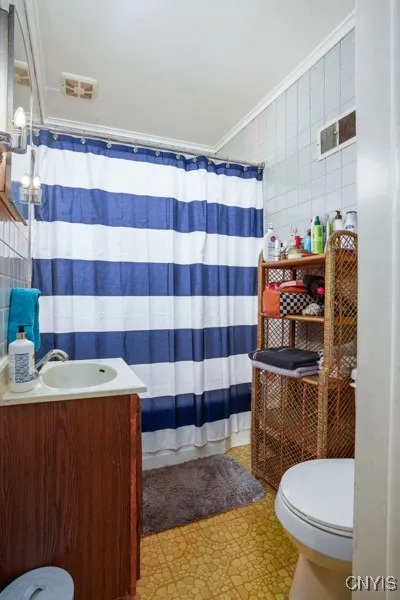 210 Stimson St, Herkimer, New York 13350, Herkimer, New York 13350, 4 Bedrooms Bedrooms, 12 Rooms Rooms,2 BathroomsBathrooms,Residential,For Sale,210 Stimson St, Herkimer, New York 13350,0,S1627754