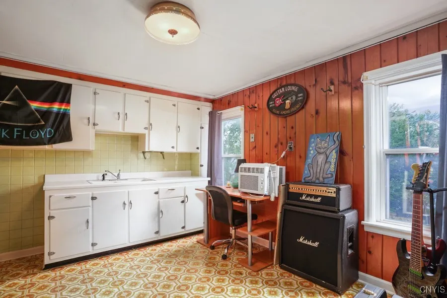 210 Stimson St, Herkimer, New York 13350, Herkimer, New York 13350, 4 Bedrooms Bedrooms, 12 Rooms Rooms,2 BathroomsBathrooms,Residential,For Sale,210 Stimson St, Herkimer, New York 13350,0,S1627754