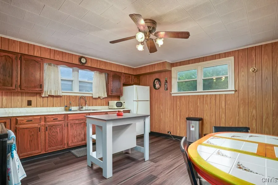 210 Stimson St, Herkimer, New York 13350, Herkimer, New York 13350, 4 Bedrooms Bedrooms, 12 Rooms Rooms,2 BathroomsBathrooms,Residential,For Sale,210 Stimson St, Herkimer, New York 13350,0,S1627754