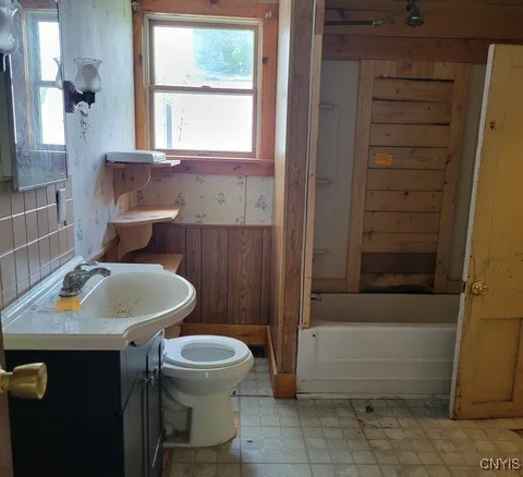 9512 Church Street, Denmark, New York 13620, Denmark, New York 13620, 4 Bedrooms Bedrooms, ,3 BathroomsBathrooms,Residential,For Sale,9512 Church Street, Denmark, New York 13620,S1627751