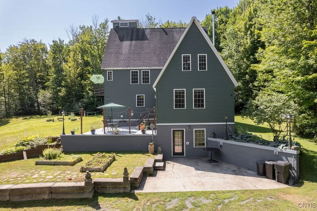 From the steep 12/12 roof pitch to the sturdy steel frame and carefully planned drainage, this beautiful home is built to stay dry and stand strong for generations to come!