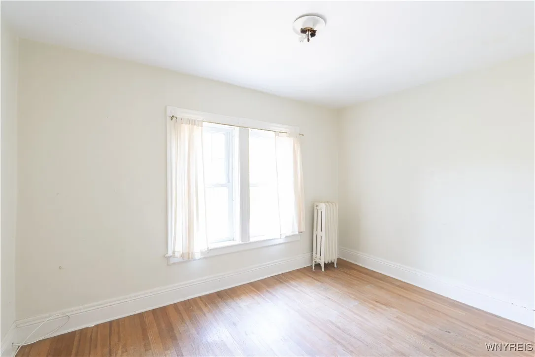 8 Jefferson Street, Attica, New York 14011, Attica, New York 14011, 5 Bedrooms Bedrooms, 10 Rooms Rooms,3 BathroomsBathrooms,Residential,For Sale,8 Jefferson Street, Attica, New York 14011,B1627759