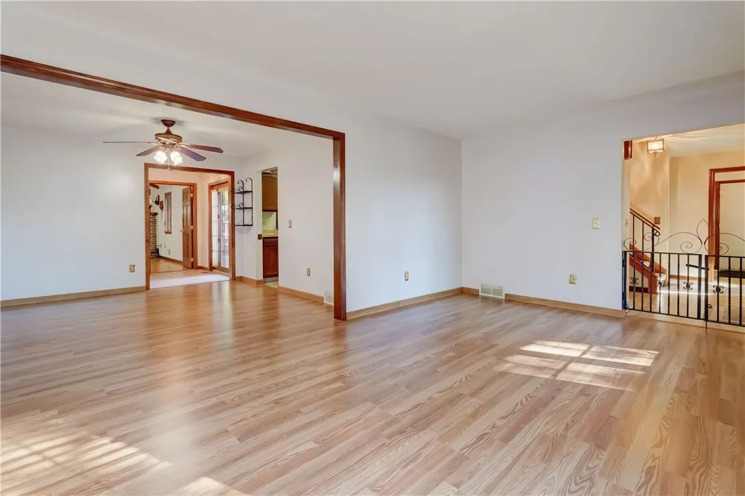 42 Sherwood Drive, Clarkson, New York 14420, Clarkson, New York 14420, 4 Bedrooms Bedrooms, 9 Rooms Rooms,2 BathroomsBathrooms,Residential,For Sale,42 Sherwood Drive, Clarkson, New York 14420,0,R1626834