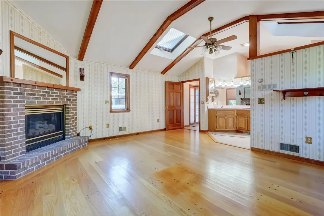 42 Sherwood Drive, Clarkson, New York 14420, Clarkson, New York 14420, 4 Bedrooms Bedrooms, 9 Rooms Rooms,2 BathroomsBathrooms,Residential,For Sale,42 Sherwood Drive, Clarkson, New York 14420,0,R1626834