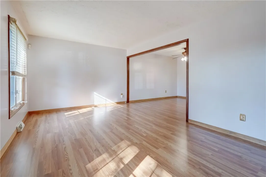 42 Sherwood Drive, Clarkson, New York 14420, Clarkson, New York 14420, 4 Bedrooms Bedrooms, 9 Rooms Rooms,2 BathroomsBathrooms,Residential,For Sale,42 Sherwood Drive, Clarkson, New York 14420,0,R1626834