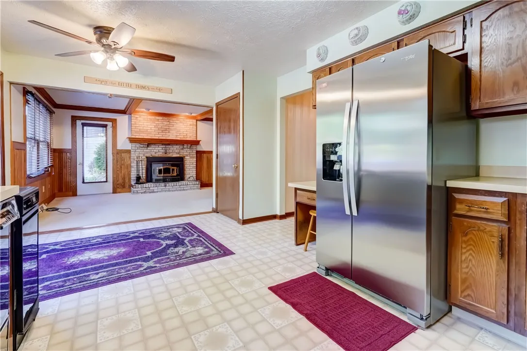 42 Sherwood Drive, Clarkson, New York 14420, Clarkson, New York 14420, 4 Bedrooms Bedrooms, 9 Rooms Rooms,2 BathroomsBathrooms,Residential,For Sale,42 Sherwood Drive, Clarkson, New York 14420,0,R1626834