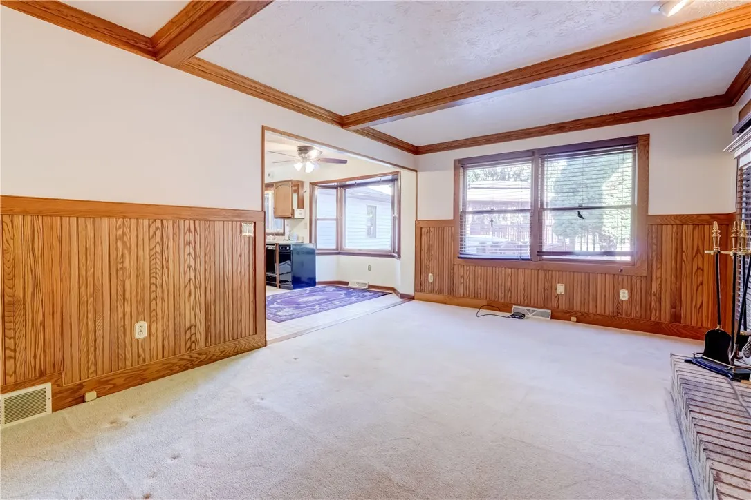 42 Sherwood Drive, Clarkson, New York 14420, Clarkson, New York 14420, 4 Bedrooms Bedrooms, 9 Rooms Rooms,2 BathroomsBathrooms,Residential,For Sale,42 Sherwood Drive, Clarkson, New York 14420,0,R1626834
