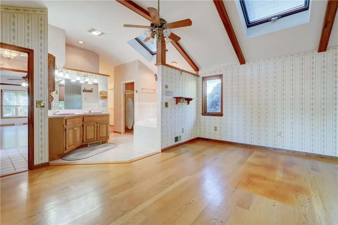 42 Sherwood Drive, Clarkson, New York 14420, Clarkson, New York 14420, 4 Bedrooms Bedrooms, 9 Rooms Rooms,2 BathroomsBathrooms,Residential,For Sale,42 Sherwood Drive, Clarkson, New York 14420,0,R1626834