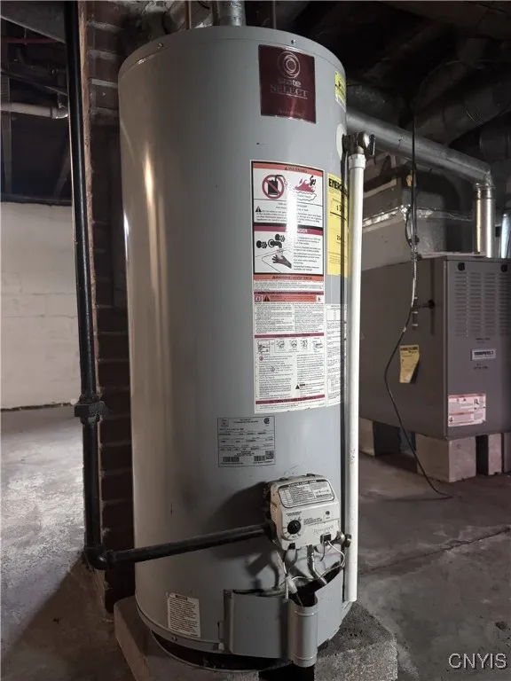 1202 Kellogg Avenue, Utica, New York 13502, Utica, New York 13502, 4 Bedrooms Bedrooms, 10 Rooms Rooms,1 BathroomBathrooms,Residential,Closed,1202 Kellogg Avenue, Utica, New York 13502,0,S1627697