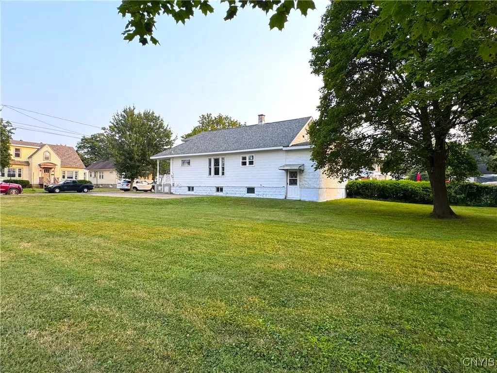 1202 Kellogg Avenue, Utica, New York 13502, Utica, New York 13502, 4 Bedrooms Bedrooms, 10 Rooms Rooms,1 BathroomBathrooms,Residential,Closed,1202 Kellogg Avenue, Utica, New York 13502,0,S1627697