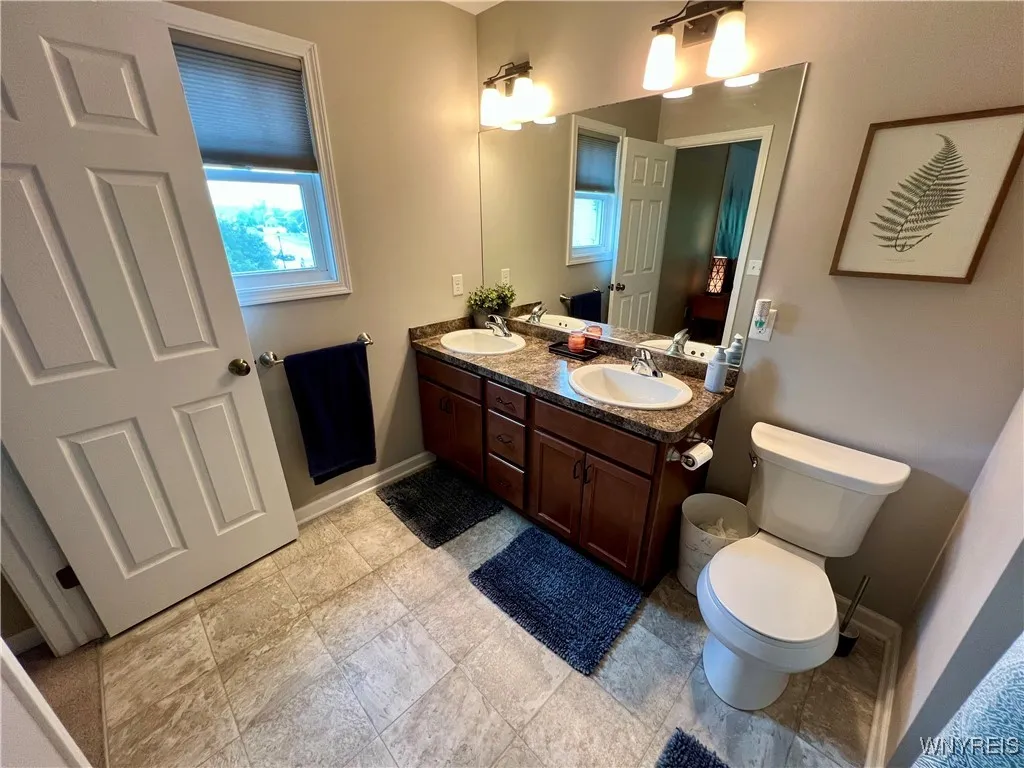 59 Chancellor Lane, West Seneca, New York 14224, West Seneca, New York 14224, 4 Bedrooms Bedrooms, 8 Rooms Rooms,2 BathroomsBathrooms,Residential,For Sale,59 Chancellor Lane, West Seneca, New York 14224,B1625859