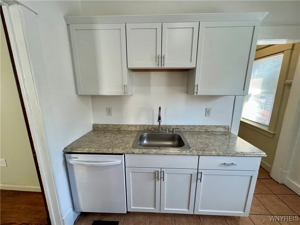 94 Tyler Street, Buffalo, New York 14214, Buffalo, New York 14214, 3 Bedrooms Bedrooms, 7 Rooms Rooms,1 BathroomBathrooms,Residential,For Sale,94 Tyler Street, Buffalo, New York 14214,0,B1627118