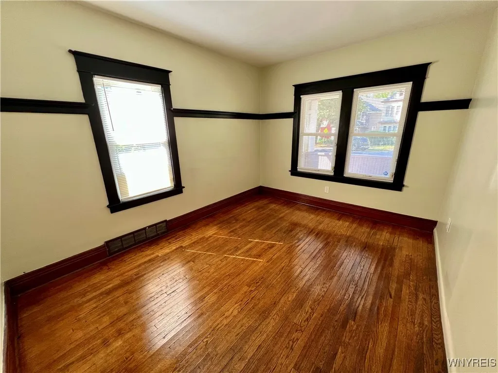 94 Tyler Street, Buffalo, New York 14214, Buffalo, New York 14214, 3 Bedrooms Bedrooms, 7 Rooms Rooms,1 BathroomBathrooms,Residential,For Sale,94 Tyler Street, Buffalo, New York 14214,0,B1627118