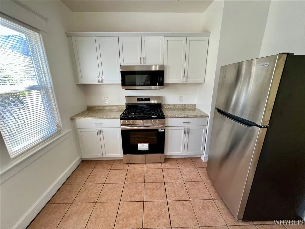 94 Tyler Street, Buffalo, New York 14214, Buffalo, New York 14214, 3 Bedrooms Bedrooms, 7 Rooms Rooms,1 BathroomBathrooms,Residential,For Sale,94 Tyler Street, Buffalo, New York 14214,0,B1627118