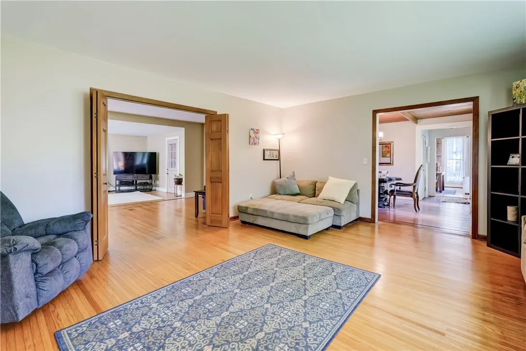 37 York Street, Mendon, New York 14472, Mendon, New York 14472, 4 Bedrooms Bedrooms, 10 Rooms Rooms,3 BathroomsBathrooms,Residential,Closed,37 York Street, Mendon, New York 14472,0,R1624880