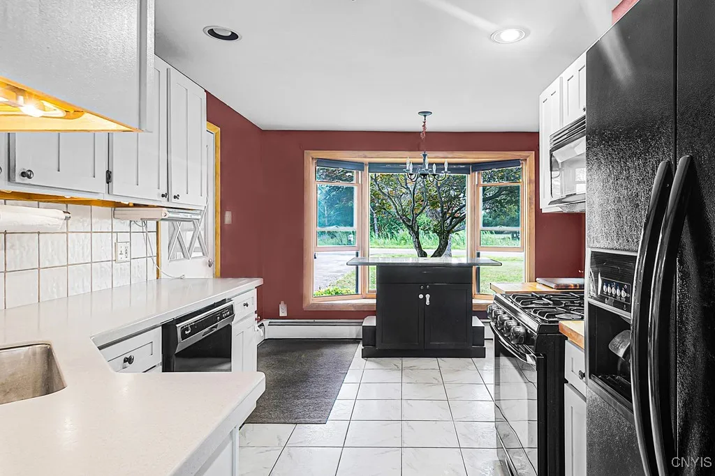 5090 Eureka Road, Westmoreland, New York 13440, Westmoreland, New York 13440, 3 Bedrooms Bedrooms, 8 Rooms Rooms,2 BathroomsBathrooms,Residential,Closed,5090 Eureka Road, Westmoreland, New York 13440,0,S1627141