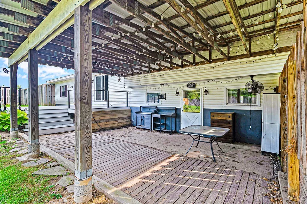 5090 Eureka Road, Westmoreland, New York 13440, Westmoreland, New York 13440, 3 Bedrooms Bedrooms, 8 Rooms Rooms,2 BathroomsBathrooms,Residential,Closed,5090 Eureka Road, Westmoreland, New York 13440,0,S1627141