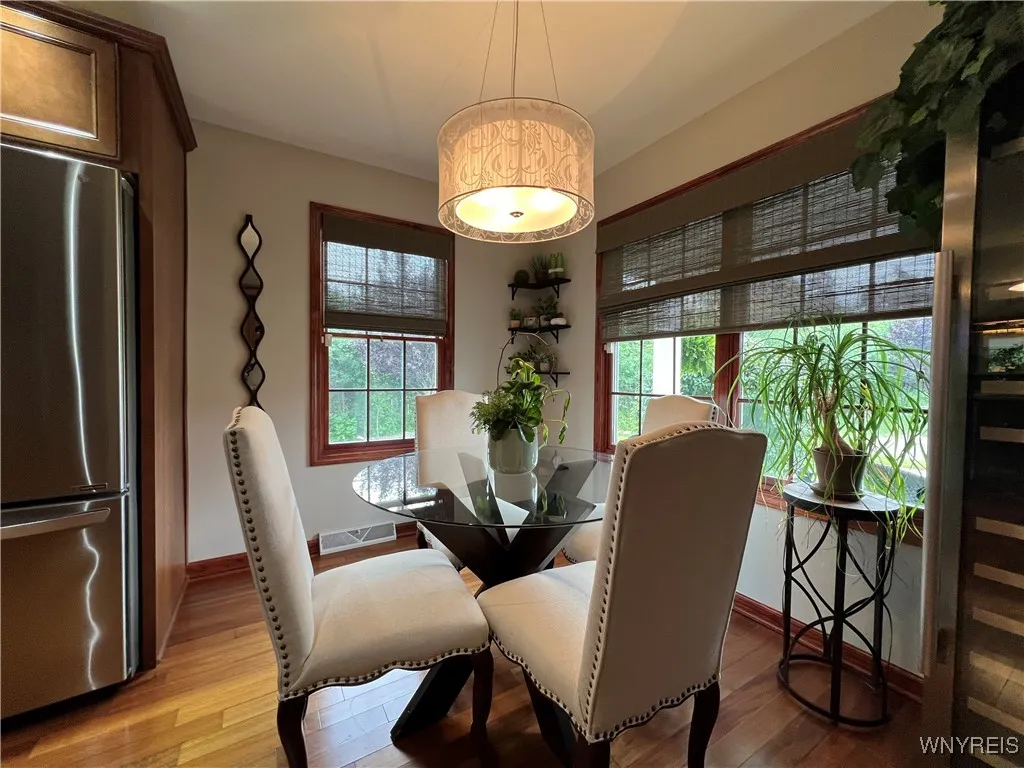 89 Blossom Wood Lane, Cheektowaga, New York 14227, Cheektowaga, New York 14227, 2 Bedrooms Bedrooms, 6 Rooms Rooms,2 BathroomsBathrooms,Residential,Closed,89 Blossom Wood Lane, Cheektowaga, New York 14227,0,B1621924