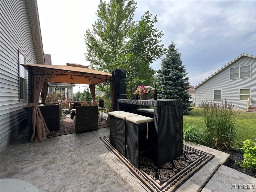 89 Blossom Wood Lane, Cheektowaga, New York 14227, Cheektowaga, New York 14227, 2 Bedrooms Bedrooms, 6 Rooms Rooms,2 BathroomsBathrooms,Residential,Closed,89 Blossom Wood Lane, Cheektowaga, New York 14227,0,B1621924