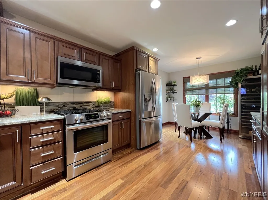 89 Blossom Wood Lane, Cheektowaga, New York 14227, Cheektowaga, New York 14227, 2 Bedrooms Bedrooms, 6 Rooms Rooms,2 BathroomsBathrooms,Residential,Closed,89 Blossom Wood Lane, Cheektowaga, New York 14227,0,B1621924