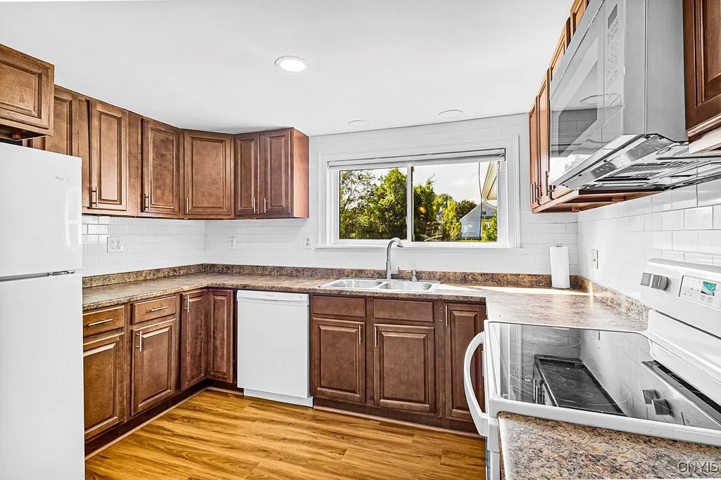 1220 Greenview Drive, Utica, New York 13501, Utica, New York 13501, 4 Bedrooms Bedrooms, 8 Rooms Rooms,2 BathroomsBathrooms,Residential,Closed,1220 Greenview Drive, Utica, New York 13501,0,S1626710