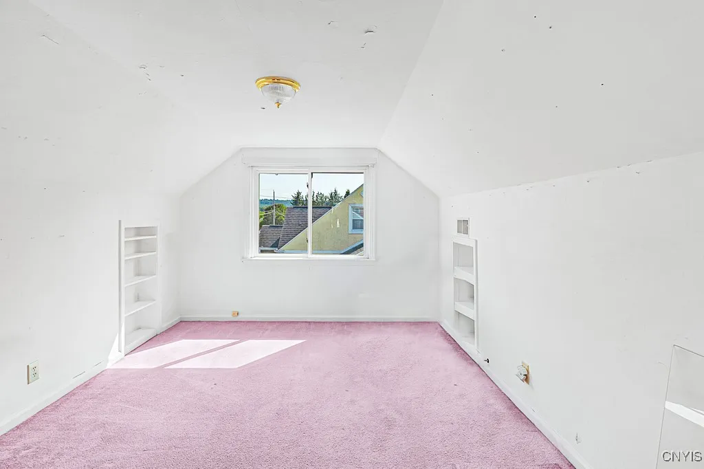 1220 Greenview Drive, Utica, New York 13501, Utica, New York 13501, 4 Bedrooms Bedrooms, 8 Rooms Rooms,2 BathroomsBathrooms,Residential,Closed,1220 Greenview Drive, Utica, New York 13501,0,S1626710