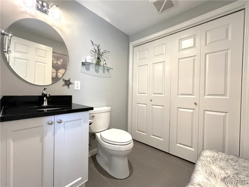 6525 Poplar Hill Lane, Clarence, New York 14051, Clarence, New York 14051, 3 Bedrooms Bedrooms, 8 Rooms Rooms,2 BathroomsBathrooms,Residential,For Sale,6525 Poplar Hill Lane, Clarence, New York 14051,B1621678