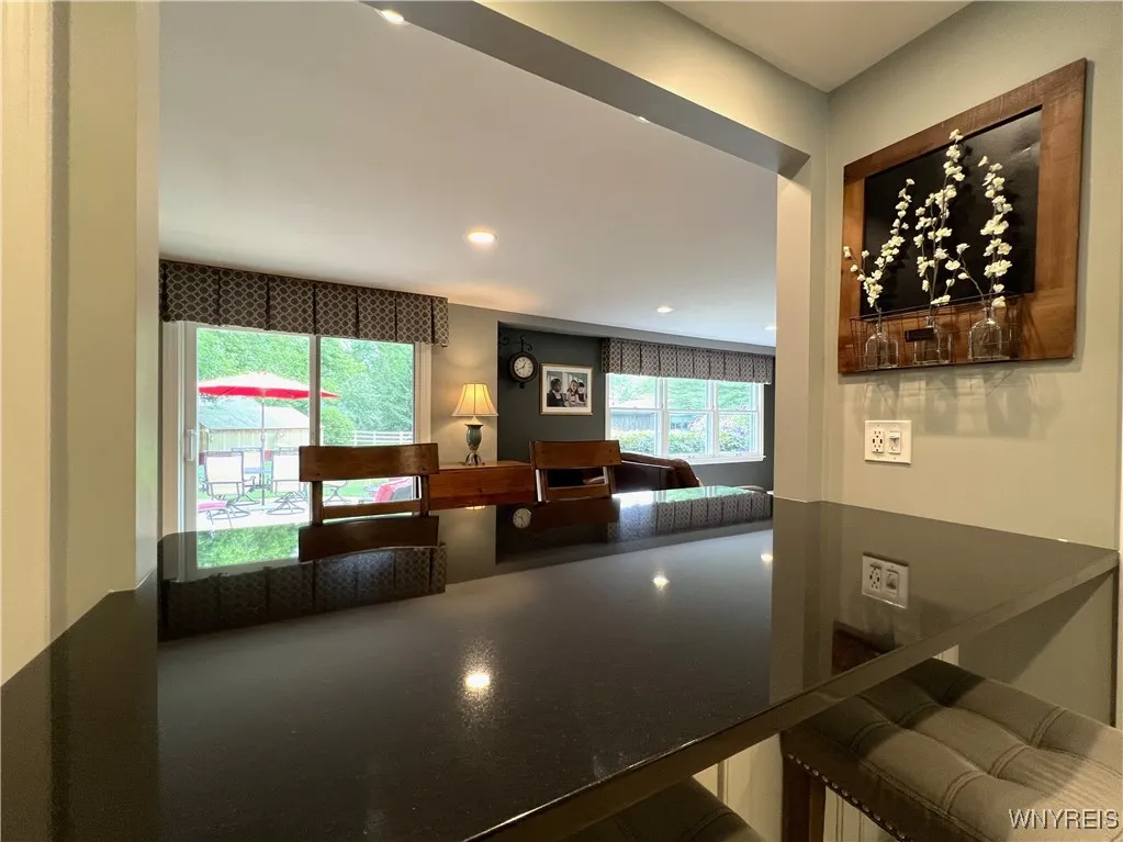 6525 Poplar Hill Lane, Clarence, New York 14051, Clarence, New York 14051, 3 Bedrooms Bedrooms, 8 Rooms Rooms,2 BathroomsBathrooms,Residential,For Sale,6525 Poplar Hill Lane, Clarence, New York 14051,B1621678
