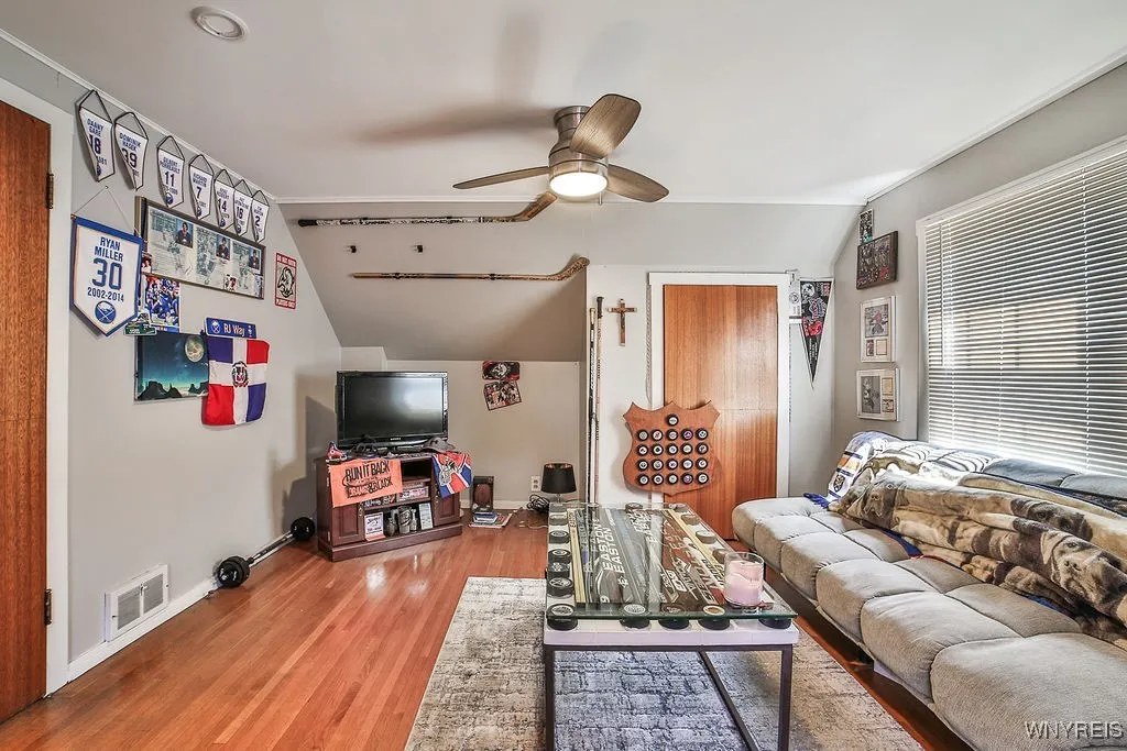 94 Dexter Terrace, Tonawanda, New York 14150, Tonawanda, New York 14150, 3 Bedrooms Bedrooms, 6 Rooms Rooms,1 BathroomBathrooms,Residential,For Sale,94 Dexter Terrace, Tonawanda, New York 14150,B1626768