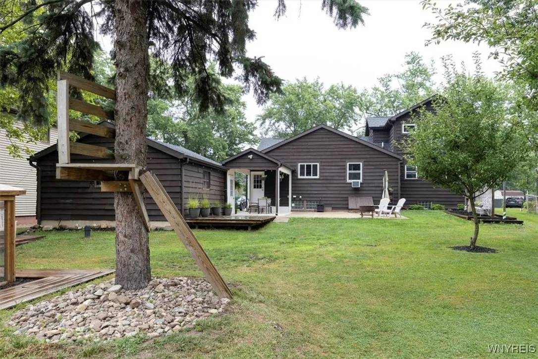 376 Lein Road, West Seneca, New York 14224, West Seneca, New York 14224, 5 Bedrooms Bedrooms, 8 Rooms Rooms,2 BathroomsBathrooms,Residential,For Sale,376 Lein Road, West Seneca, New York 14224,B1627777