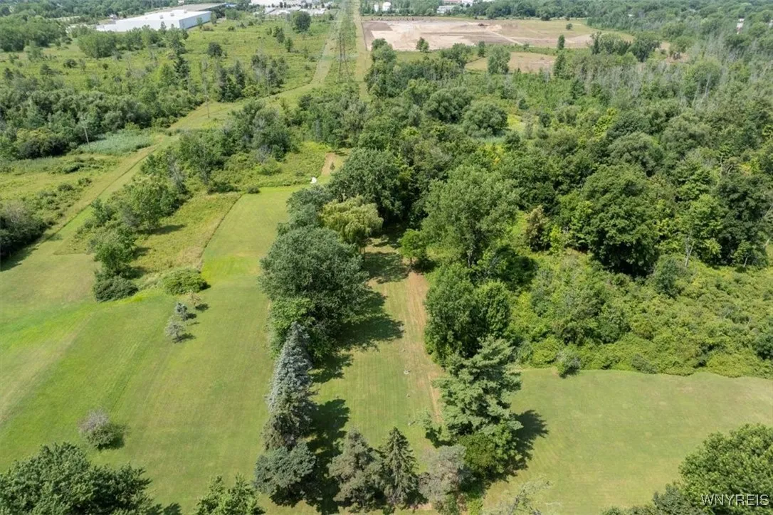 376 Lein Road, West Seneca, New York 14224, West Seneca, New York 14224, 5 Bedrooms Bedrooms, 8 Rooms Rooms,2 BathroomsBathrooms,Residential,For Sale,376 Lein Road, West Seneca, New York 14224,B1627777