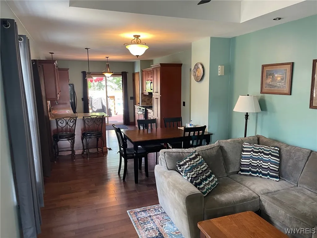99 Corinthia Street, Lockport City, New York 14094, Lockport City, New York 14094, 3 Bedrooms Bedrooms, 6 Rooms Rooms,1 BathroomBathrooms,Residential,Closed,99 Corinthia Street, Lockport City, New York 14094,0,B1627603