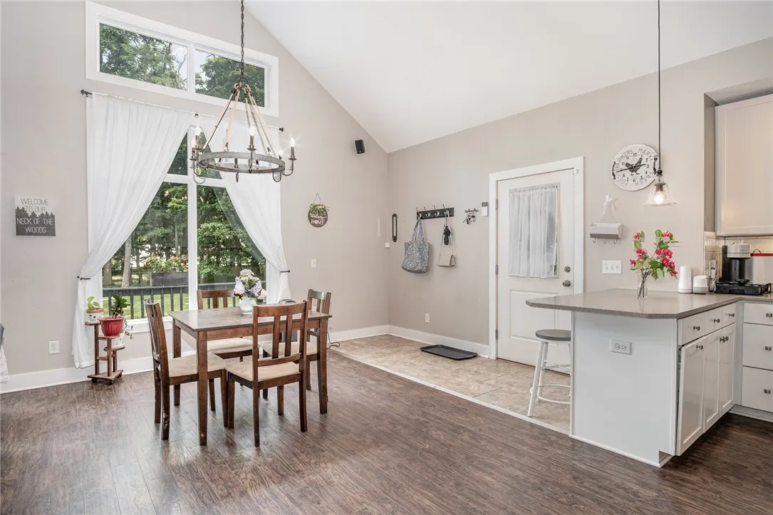 389 Sheldon Road, Mendon, New York 14472, Mendon, New York 14472, 3 Bedrooms Bedrooms, 7 Rooms Rooms,2 BathroomsBathrooms,Residential,Closed,389 Sheldon Road, Mendon, New York 14472,0,R1626841