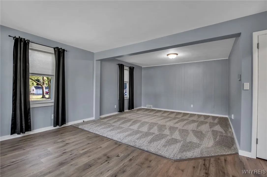 549 Campbell Boulevard, Amherst, New York 14068, Amherst, New York 14068, 3 Bedrooms Bedrooms, 6 Rooms Rooms,1 BathroomBathrooms,Residential,For Sale,549 Campbell Boulevard, Amherst, New York 14068,B1625877