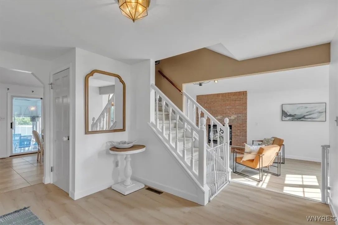 891 East River Road, Grand Island, New York 14072, Grand Island, New York 14072, 4 Bedrooms Bedrooms, 9 Rooms Rooms,2 BathroomsBathrooms,Residential,Closed,891 East River Road, Grand Island, New York 14072,0,B1627740