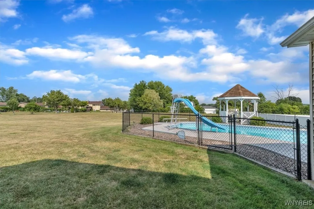 891 East River Road, Grand Island, New York 14072, Grand Island, New York 14072, 4 Bedrooms Bedrooms, 9 Rooms Rooms,2 BathroomsBathrooms,Residential,Closed,891 East River Road, Grand Island, New York 14072,0,B1627740