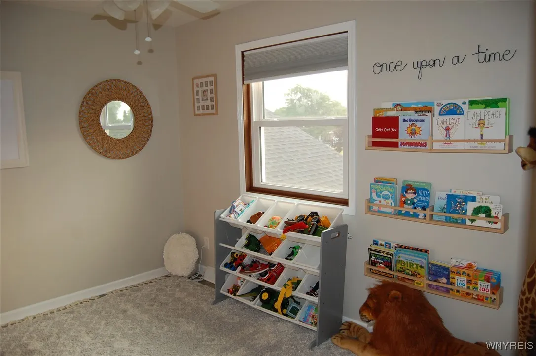 6055 Quaker Hollow Road 3, Orchard Park, New York, Orchard Park, New York 14127, 3 Bedrooms Bedrooms, 7 Rooms Rooms,2 BathroomsBathrooms,Residential,For Sale,6055 Quaker Hollow Road 3, Orchard Park, New York ,B1627739